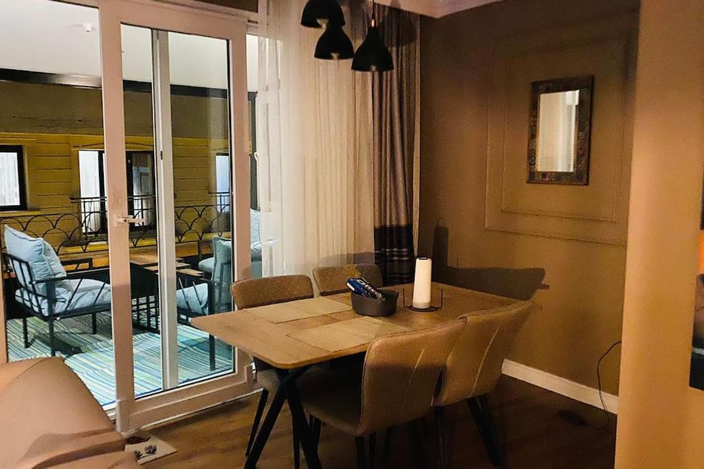 Apartamento Sisli Osmanbey Taksim Large Terrace, Quietness And Space Estambul Exterior foto