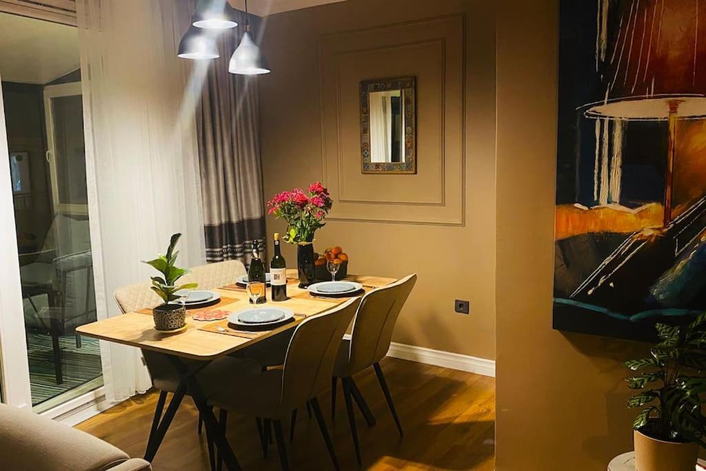Apartamento Sisli Osmanbey Taksim Large Terrace, Quietness And Space Estambul Exterior foto