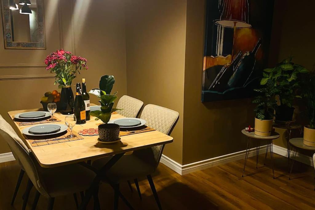 Apartamento Sisli Osmanbey Taksim Large Terrace, Quietness And Space Estambul Exterior foto